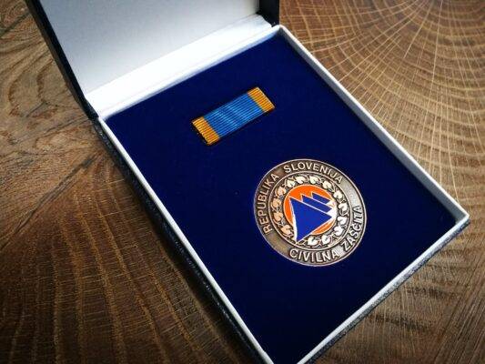 bronasto priznanje civilne zascite