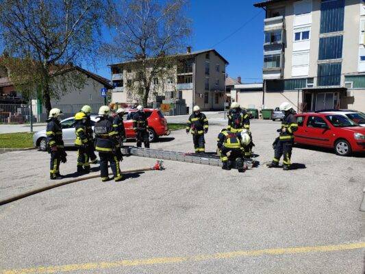 Prakticne vaje operativni gasilec GZ Ribnica 2021 11 1