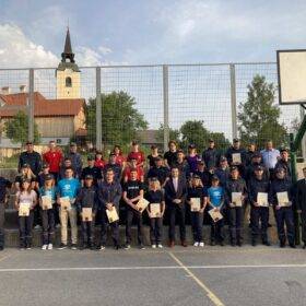 IMG 21cf3a6f0c9a20aecaff2d390bd9d1f9 V