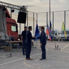 IMG 71e9aa4e5f0ed3eb77f7738df2984fe1 V