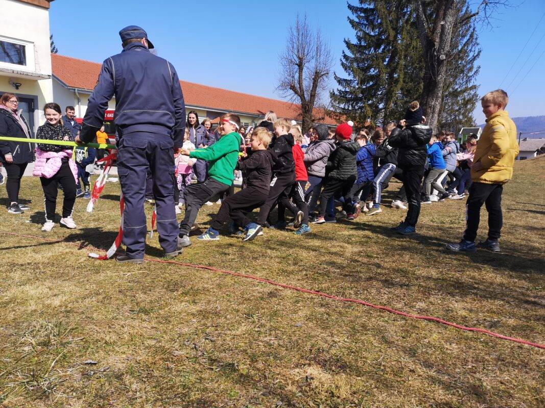 Mladi gasilci preizkusili svoje znanje 8 Gasilska mladina GZ Ribnica 2022 Kviz dolenja vas 5