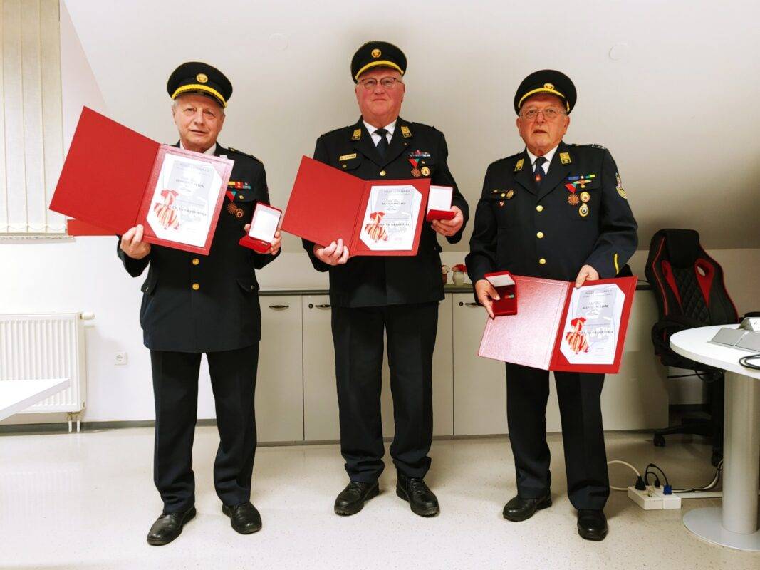 Priznanja Ignacija Merharja Franc Janez Klun Janez Henigman Anton Berkopec