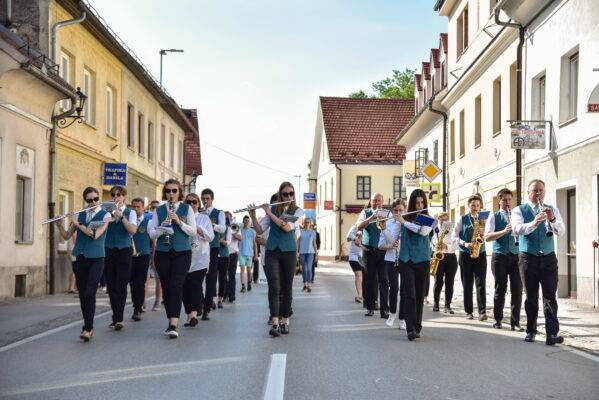 Parada ob prevzemu TRV 2D PGD Ribnica 9