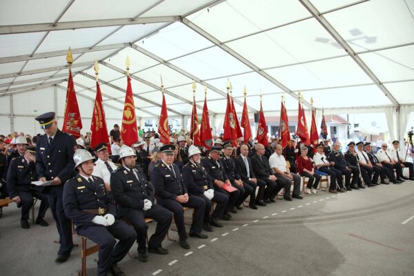 Proslava ob praznovanju 150 let PGD Dolenja vas in prevzem novega GVC 16/25 7 150 let PGD Dolenja vas 11