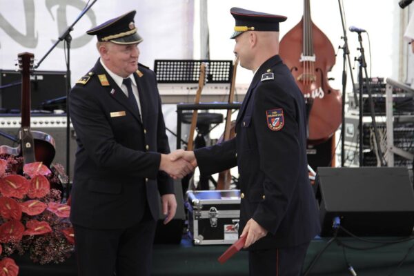 Proslava ob praznovanju 150 let PGD Dolenja vas in prevzem novega GVC 16/25 24 150 let PGD Dolenja vas 28