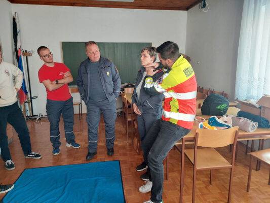 Tecaj bolnicar Certificiran prvi posredovalec GZ Ribnica 2023 5