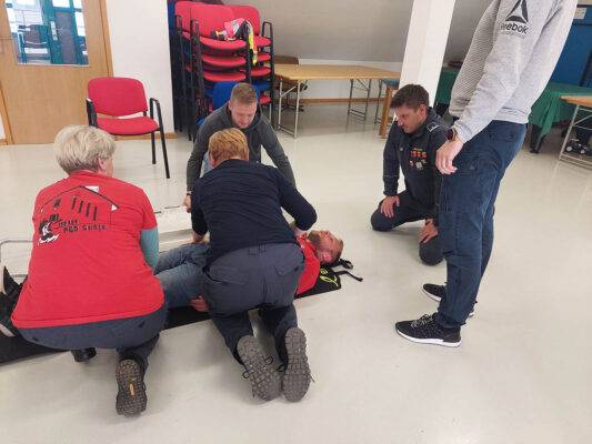 Tecaj bolnicar Certificiran prvi posredovalec GZ Ribnica 2023 9