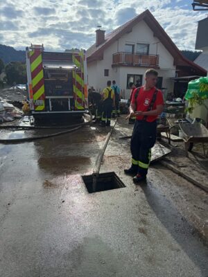 Pomoč pri sanaciji poplav - GZ Ribnica 9.8.2023 - Foto: Janez Puželj