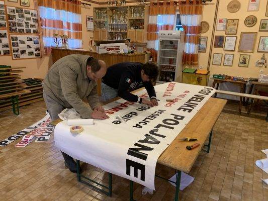 Priprave na veselico 90 let PGD Velike Poljane.jpg