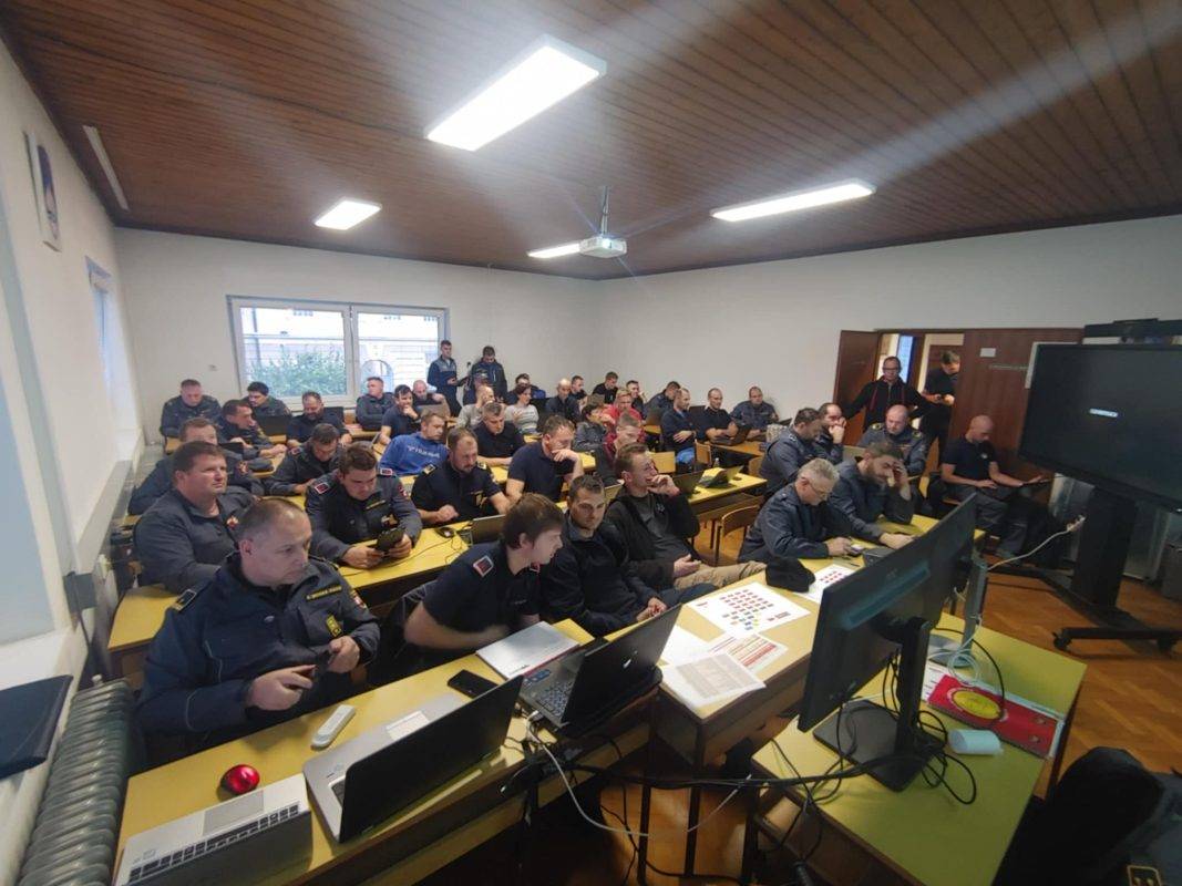 Simulacijska stabna vaja Fireapp Neurje 2024 GZ Ribnica 2