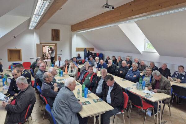Srecanje gasilskih veteranov bivsih funkcionarjev v Jurjevici 2025 GZ Ribnica 3