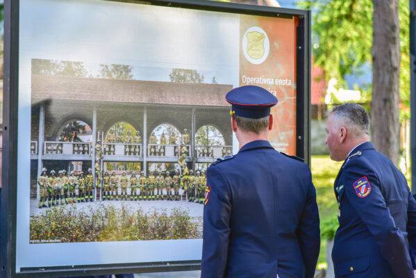 Otvoritev fotografske razstave Ribniskih gasilecv Na Pomoc GZ Ribnica 9
