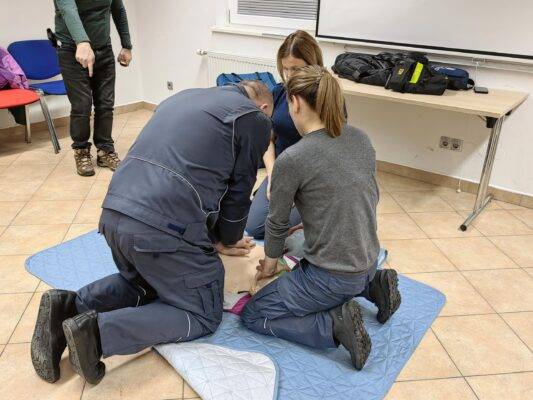 Obnovitveni tecaj za certificirane prve posredovalce 2026 GZ Ribnica 4