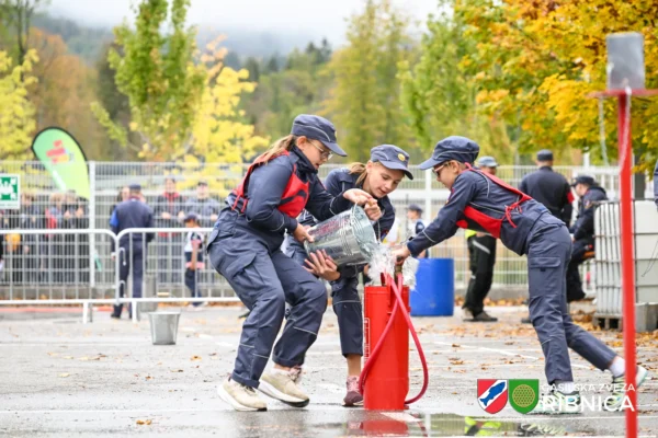 Rezultati tekmovanja Regije Ljubljana II 2026 - Memorial Matevža Haceta 2 Vaja z vedrovko za pionirje - Foto Matevž Petrovič